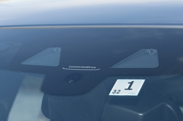 「【新型BMW5シリーズ試乗】部分自動運転技術を含む7シリーズ譲りの先進装備を満載」の7枚目の画像