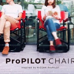 日産・プロパイロット搭載のハイテク椅子を、羽田空港に「1日限定」で導入！ - NISSAN_ProPILOT_CHAIR