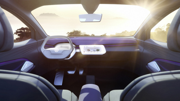 「SUVでありEVであるコンセプトカー「I.D. CROZZ」をフォルクスワーゲンが世界初公開【上海モーターショー2017】」の14枚目の画像