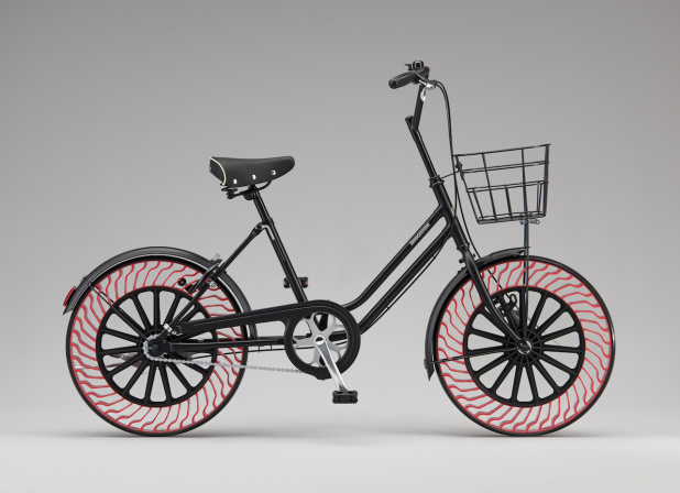 「「空気入れ」が不要になる新しい自転車が誕生!?  次世代自転車タイヤのコンセプト「エアフリーコンセプト」」の3枚目の画像
