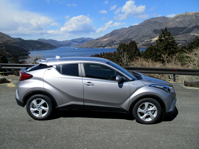 新型c Hrハイブリッドの持ち味は 疲れ知らずの爽快ハンドリングと燃費にあり その3 等身大インプレ Clicccar Com