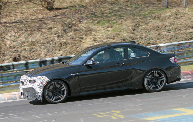 「ニュルでフルスロットル！BMW M4の血が流れる「M2 CS」がテスト開始」の5枚目の画像