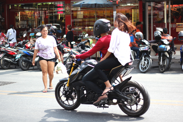 「安全意識の高そうなライダーは1割も居ない感じ。タイへ行ってバイク事情を見て体験してきた！【海外バイク旅行記 Vol.3】」の1枚目の画像