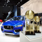 ジャガー初のSUV「F-PACE」が「ワールド・カー・オブ・ザ・イヤー 2017」に選出。トヨタ・C-HRなどを抑えてデザイン部門も受賞 - Jaguar_F-PACE_WCOTY2017_15