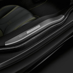 「BMW i8にマットカラーの20台限定車「BMW i8 Protonic Frozen Black」登場！　価格は2298万円!!」の6枚目の画像ギャラリーへのリンク