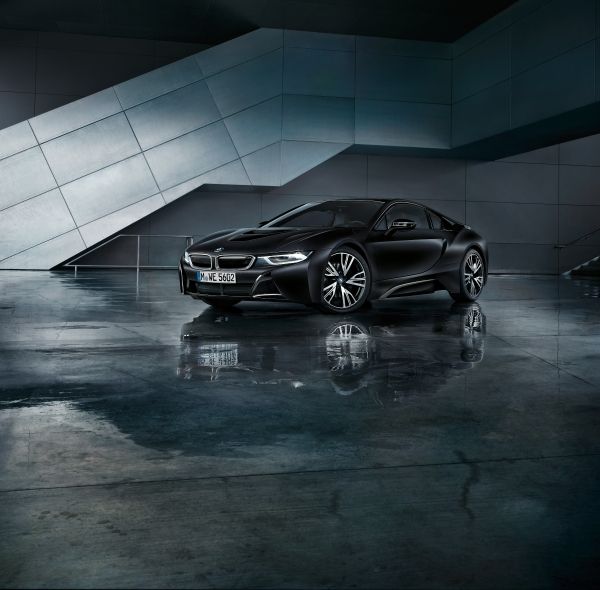 「BMW i8にマットカラーの20台限定車「BMW i8 Protonic Frozen Black」登場！　価格は2298万円!!」の7枚目の画像