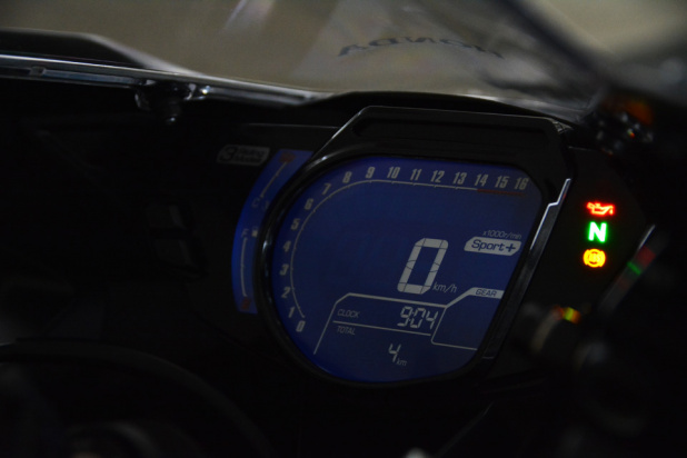 「ついに来た！新型「Honda CBR250RR」の発売が決定。本気の250フルカウルはやっぱり凄いッ！」の3枚目の画像