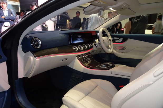「【Mercedes-Benz E-class Coupe】車線変更も行う部分自動運転を搭載した新型Eクラス クーペ登場」の15枚目の画像