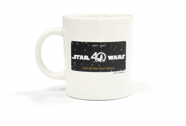 「スターウォーズ40周年記念！帝国の希少車？ CLA 180 STAR WARS™ Editionが120台限定、価格504万円で発売」の1枚目の画像