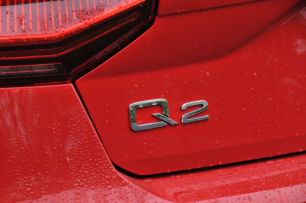 「アウディ最小のSUVとして登場したQ2、リーズナブルな価格で大人気の予感【Audi Q2試乗】」の2枚目の画像
