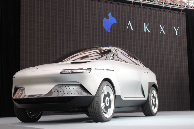 「旭化成が「走るEVコンセプトカー」の「AKXY（アクシー）」を初公開、同社の自動車技術、部品の見本市」の10枚目の画像