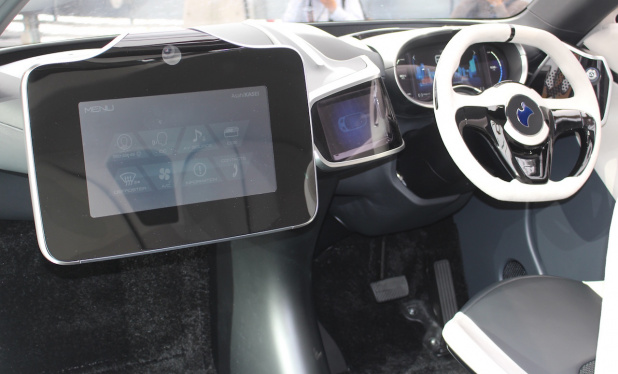 「旭化成が「走るEVコンセプトカー」の「AKXY（アクシー）」を初公開、同社の自動車技術、部品の見本市」の13枚目の画像