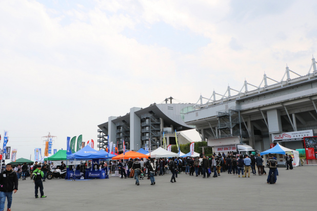 「今年は世界最速ピザ配達コスで参戦!? 鈴鹿サーキットの「BIKE!BIKE!BIKE!2017」に行ってきた！」の12枚目の画像