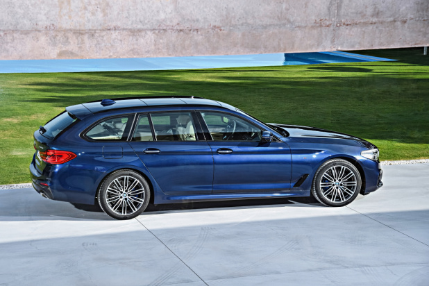 「新型エンジンを得てパフォーマンスアップと環境規制をクリア【BMW 5シリーズ ツーリング試乗】」の13枚目の画像