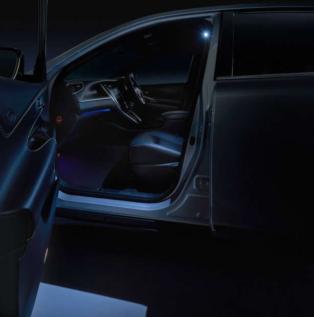 「新型トヨタ・ハリアーに都会的な雰囲気が魅力の「モデリスタ」仕様が登場」の2枚目の画像