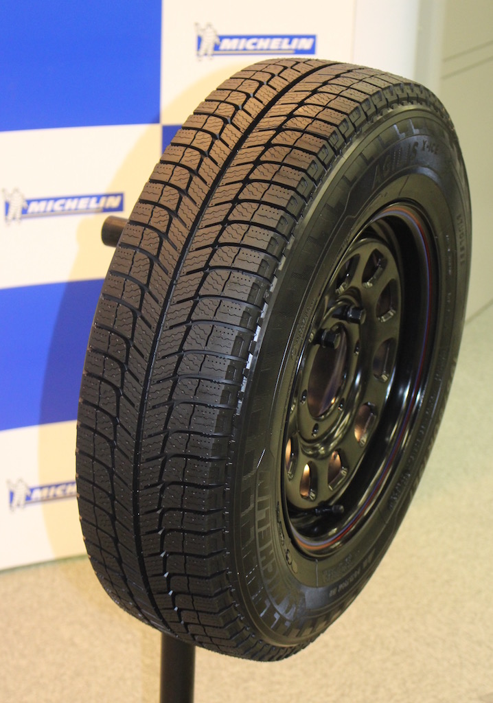 大人気☆ ミシュランAGILIS X ICE 195/80R15+アルミホイール