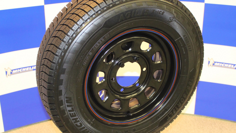 販売サイズは1サイズのみ。商用車用スタッドレスタイヤ「MICHELIN