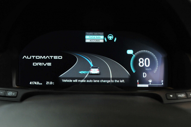 「ホンダの高速道路自動運転は、数多くのセンサーを用いてきめ細かい制御を行なう【自動運転システム試乗】」の7枚目の画像