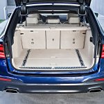 「新型BMW5シリーズ・ツーリングが発売開始。部分自動運転技術を搭載して価格は650万円〜」の7枚目の画像ギャラリーへのリンク
