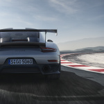 新型「ポルシェ 911 GT2 RS」がデビュー。レーシングテクノロジーを採用し、700psに到達!! - P17_0581_a5_rgb