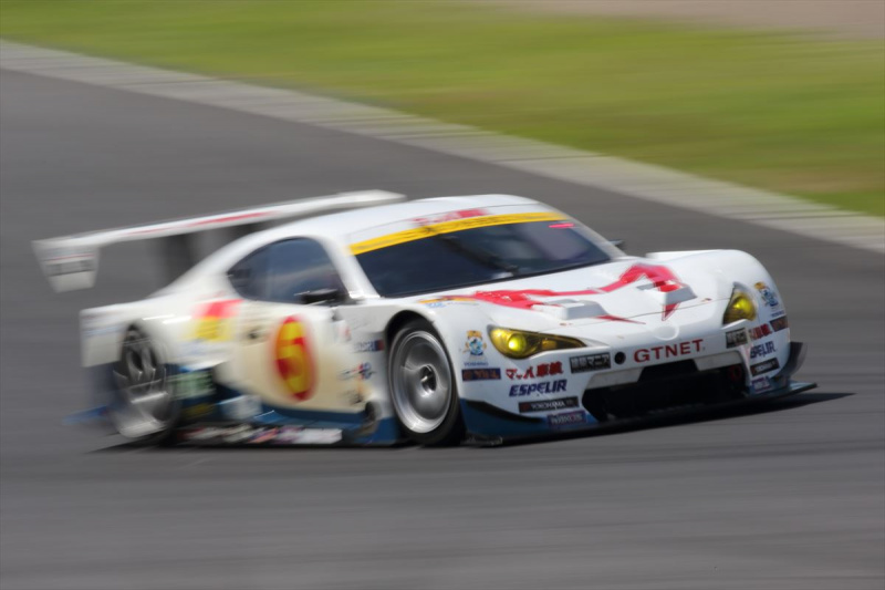 「【SUPER GT2017】GT300クラスはLEON CVSTOS AMGが優勝！ 第6戦 SUZUKA 1000km FINALは耐久レースらしい逆転劇」の4枚目の画像