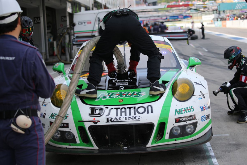 「【SUPER GT2017】GT300クラスはLEON CVSTOS AMGが優勝！ 第6戦 SUZUKA 1000km FINALは耐久レースらしい逆転劇」の31枚目の画像