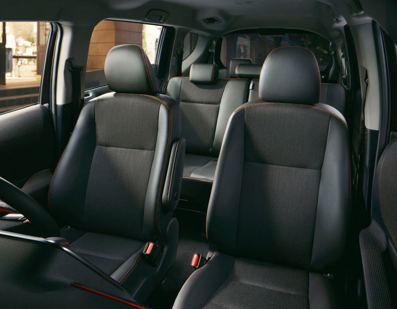 「人気のトヨタ・シエンタに上質感を高めた安全装備充実の「G クエロ」を設定」の2枚目の画像