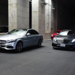 車両の外から新型メルセデス・ベンツ Sクラスに駐車させるリモートパーキングアシストのデモンストレーション - 20180809Mercedes-Benz S_052