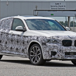 「これが最強モデルだ！BMW X4次期型に設定される470馬力の「M」モデルをキャッチ」の9枚目の画像ギャラリーへのリンク