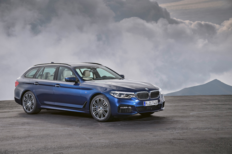「BMW 5シリーズが「BMWコネクテッド・ドライブ」を標準化して「つながるサービス」を強化」の3枚目の画像