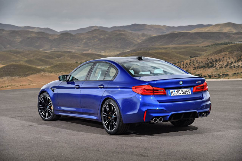 「4WD化されてもFR走行モードを搭載した「BMW M5」がフォトデビュー」の8枚目の画像