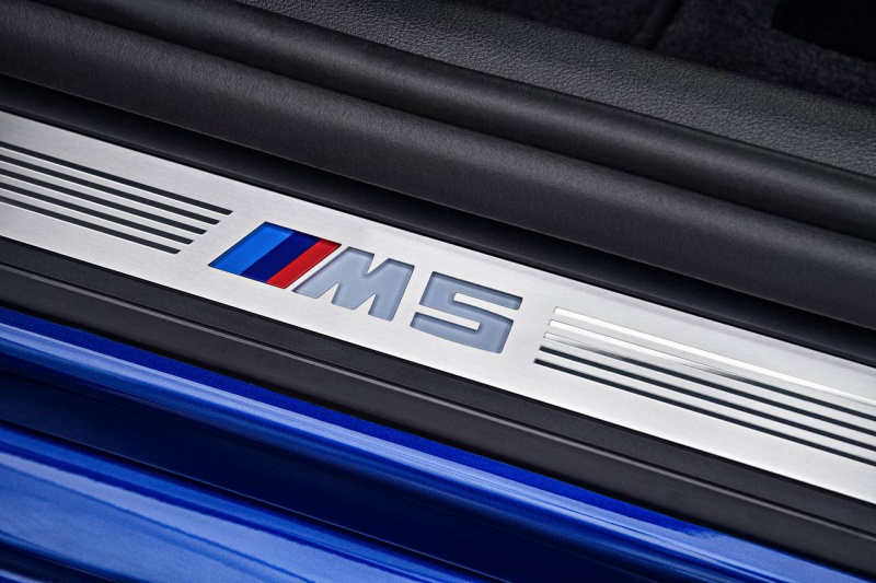 「4WD化されてもFR走行モードを搭載した「BMW M5」がフォトデビュー」の11枚目の画像