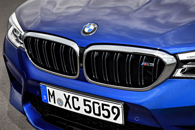 「4WD化されてもFR走行モードを搭載した「BMW M5」がフォトデビュー」の12枚目の画像
