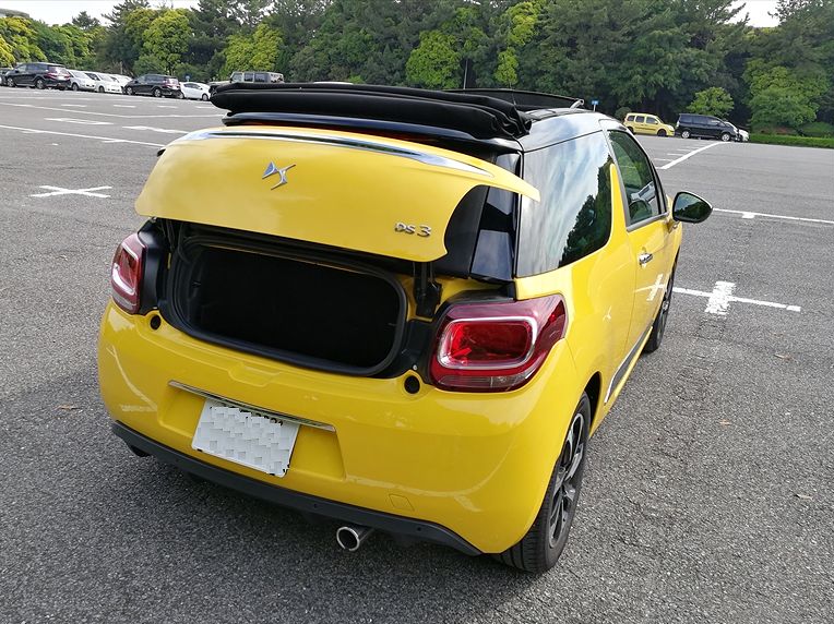 「個性と強みが際立つ「DS3  CABRIO」のポジティブなクルマ造りに共感！（その3）【等身大インプレ】」の5枚目の画像
