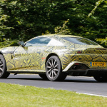 秋のニュル激走…AMG製V8搭載のアストンマーティン ヴァンテージ次期型、V12に迫る加速力と判明！ - Aston Martin V8 Vantage 008