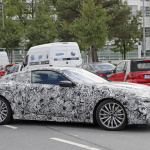 BMWの2千万円最高級クーペ「8シリーズ」、次世代イカリング装着市販モデルを初スクープ！ - BMW 8 Coupe Production Lights 5
