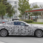 BMWの2千万円最高級クーペ「8シリーズ」、次世代イカリング装着市販モデルを初スクープ！ - BMW 8 Coupe Production Lights 6