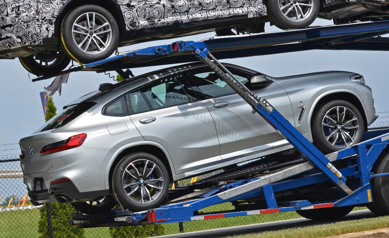 「発表秒読み？ BMW X4次期型、輸送中の完全な姿をキャッチ」の3枚目の画像
