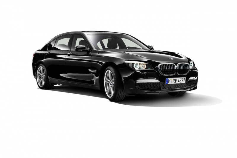 「【新車】BMW 7シリーズにディーゼルエンジン搭載の4WDモデルを初設定」の2枚目の画像