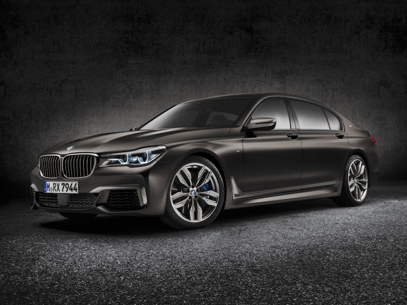 「【新車】BMW 7シリーズにディーゼルエンジン搭載の4WDモデルを初設定」の8枚目の画像