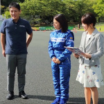 「モノマネタレントにして国内A級ライセンスを持つ、福田彩乃さんも驚いた「エアレスタイヤ」の走りとは？」の6枚目の画像ギャラリーへのリンク