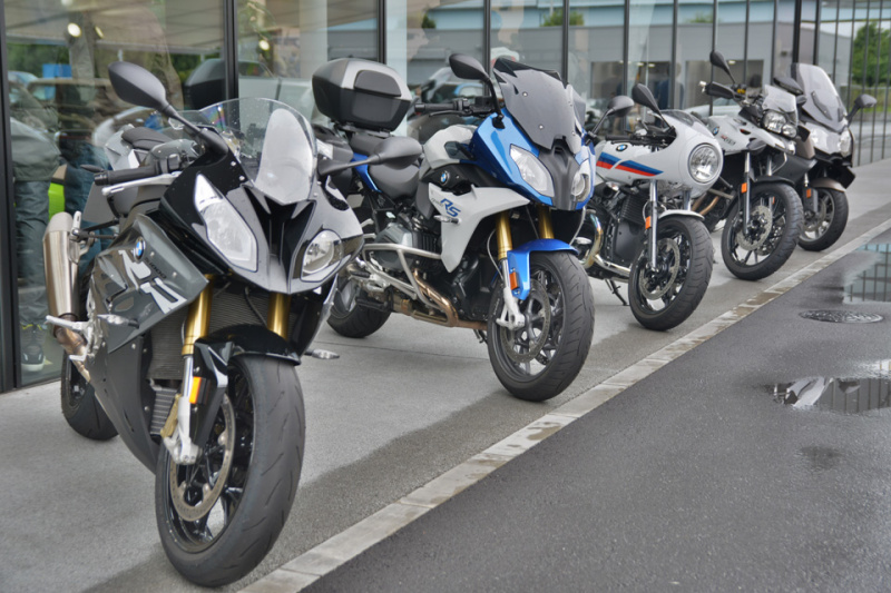 「都内ツーリングの休憩にピッタリ？ BMW Group Tokyo Bayにバイクコーナーがオープン」の5枚目の画像
