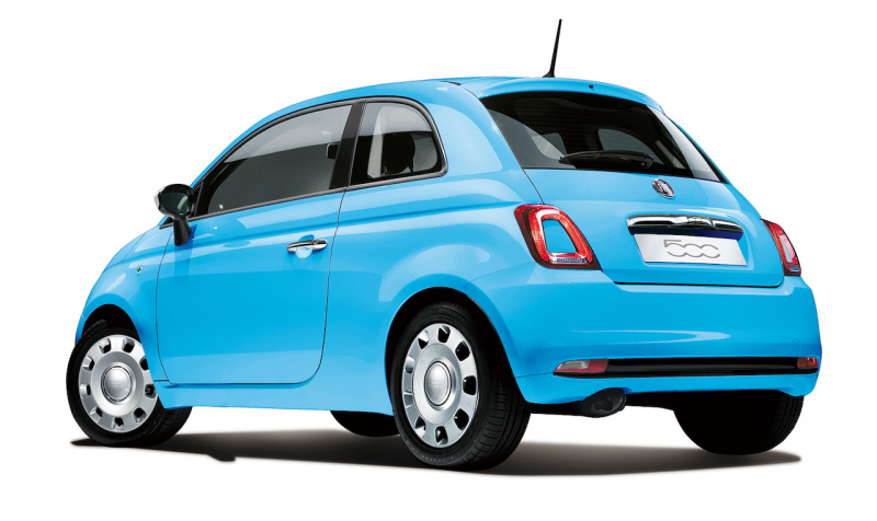 「【新車】ブルーとホワイトのコーディネイトが際立つフィアット「500/500C チエーロブル」」の8枚目の画像