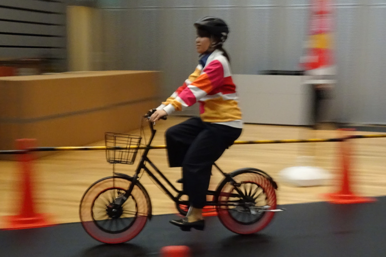 両輪 駆動 自転車 メリット