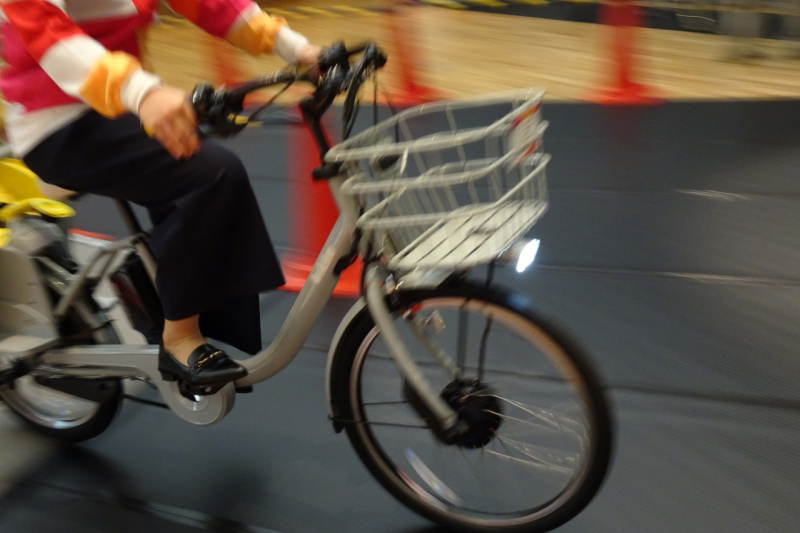 「【試乗】ブリヂストンの最新自転車「エアフリー」の可能性と「両輪駆動モデル」のメリットを体感」の6枚目の画像