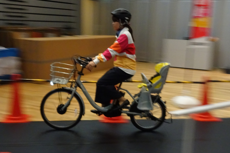 「【試乗】ブリヂストンの最新自転車「エアフリー」の可能性と「両輪駆動モデル」のメリットを体感」の4枚目の画像