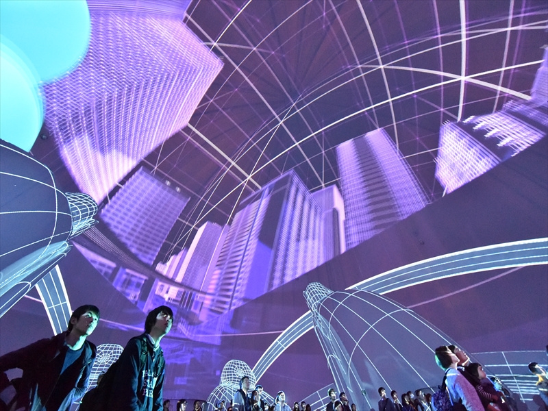 「【東京モーターショー2017】TOKYO CONNECTED LAB 2017「THE FUTURE」では、人々が望むモビリティの未来を映像化」の12枚目の画像