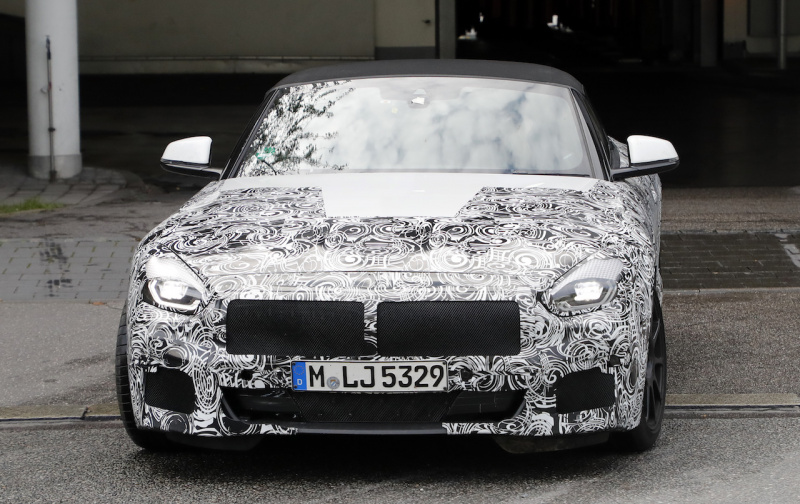 「スープラとは異なる目…BMW Z4市販型、生産用LED装着完了！」の3枚目の画像