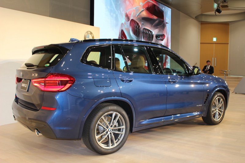 「【新車】3代目新型「BMW X3」発売開始。直列2.0Lガソリン、ディーゼルターボを搭載し、価格は639万円〜」の4枚目の画像