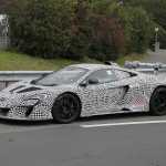 「謎のマクラーレンのテスト車輌がニュルに出現…1000馬力の「Hyper-GT」開発車両か？」の13枚目の画像ギャラリーへのリンク